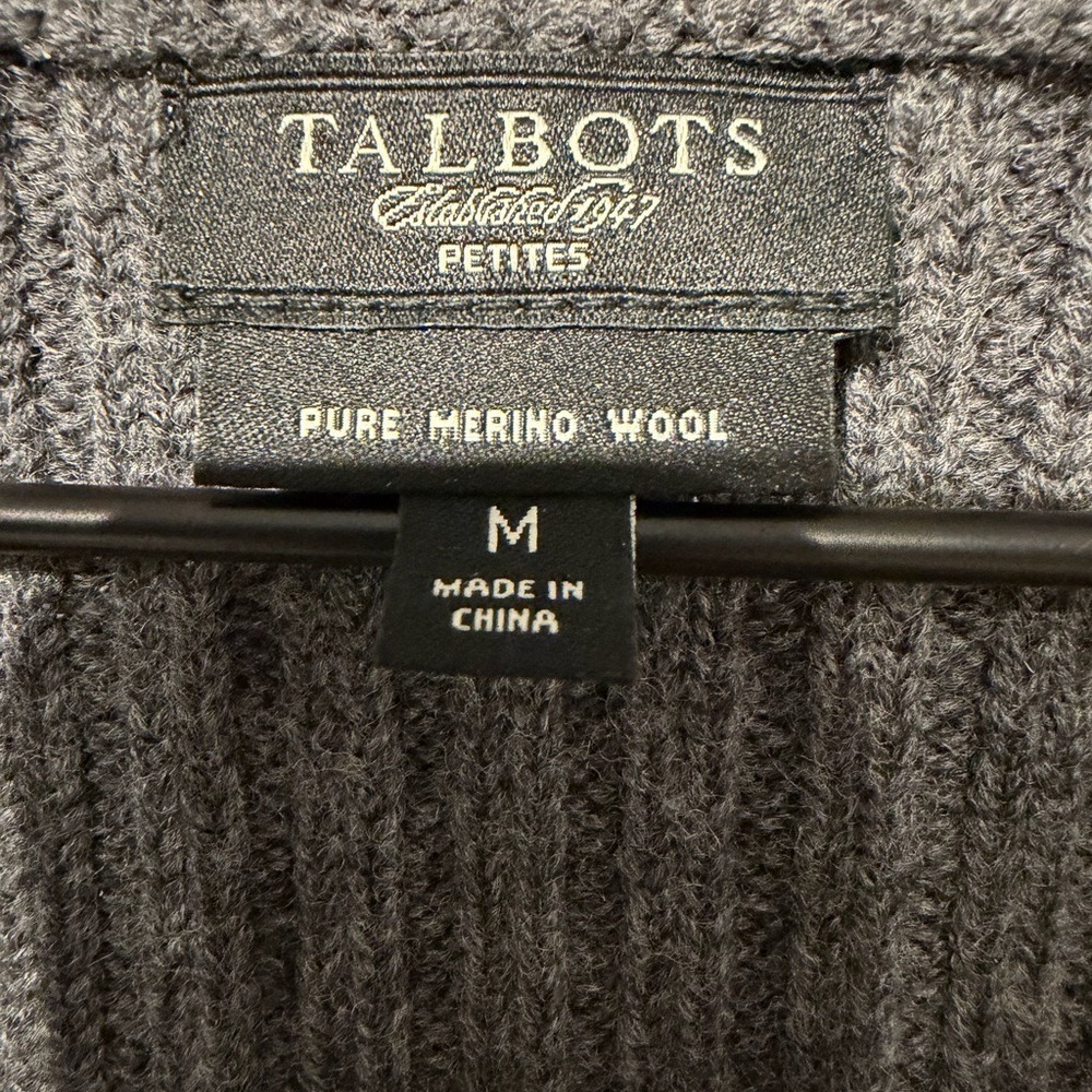 Talbots Merino Wool Ribbed Cardigan Sweater Gray V-Neck Button Front M - Picture 6 of 7